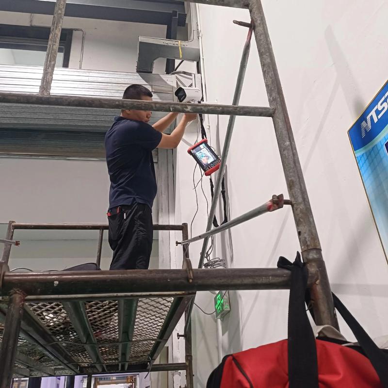 人脸识别门禁：新时代的安全守护者